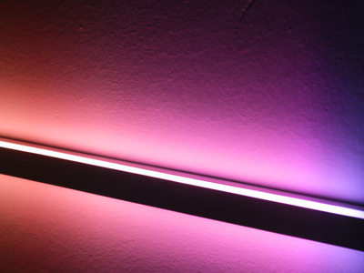 Неоновая лента SPI RGB 24В IP67 10Вт/м 140 LED/м SMD2835 20×13 мм двойное свечение NE-DU560-24-10-WS2811RGB-67