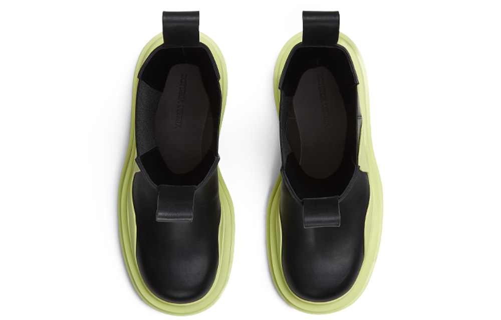 Bottega Veneta Tire Chelsea Boots Women"s Black Green