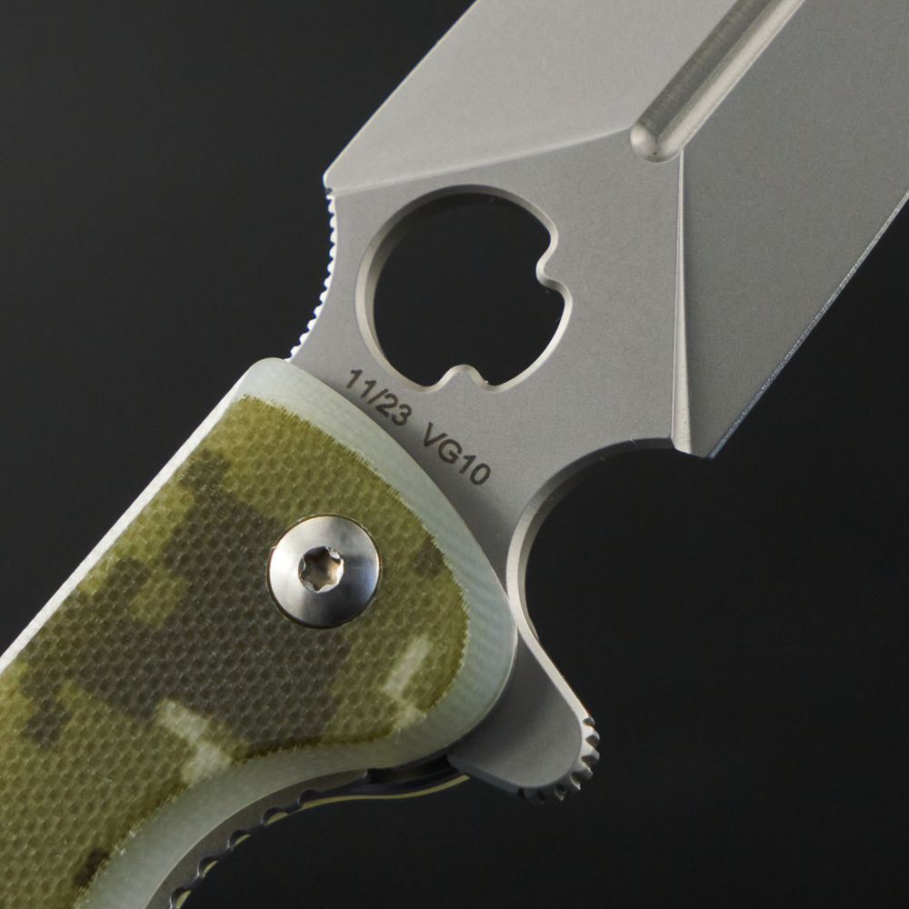 Нож Arrow Camo BB VG10, DAGGERR, FM02-1CAMB B-VG10