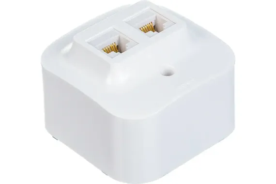 Розетка RJ45 Legrand Quteo двойная накладная белая 26235
