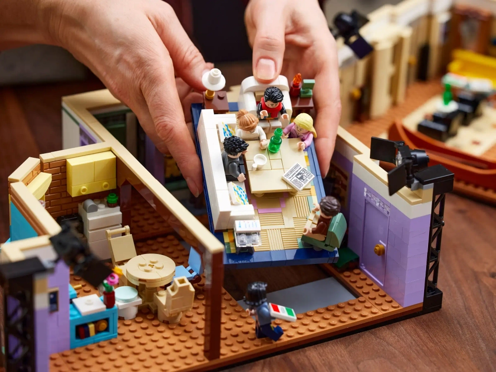 Конструктор LEGO Icons 10292 The Friends Apartments