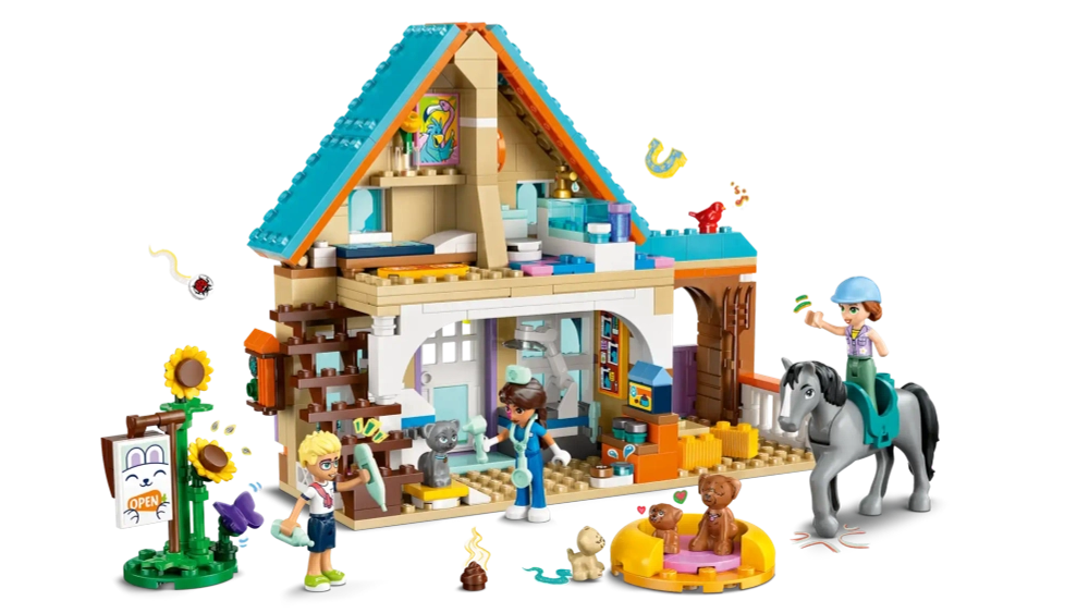 Конструктор LEGO Friends 42651 Ветеринарная клиника для лошадей и питомцев