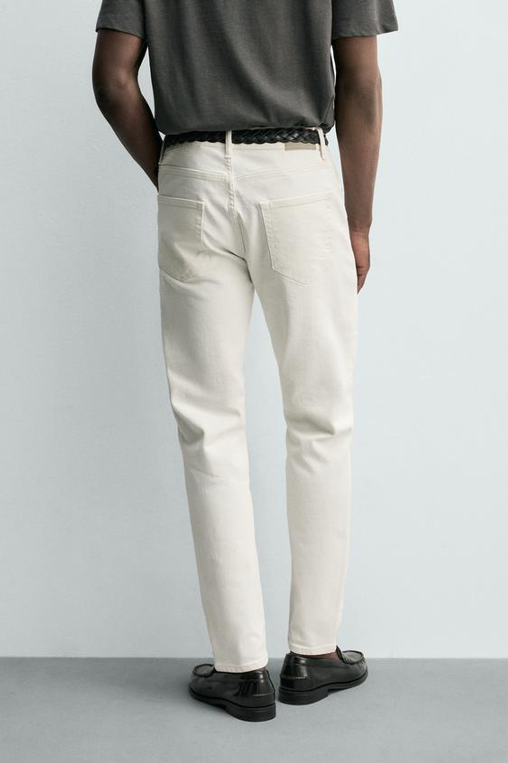 ZARA БАЗОВЫЕ ДЖИНСЫ SLIM FIT, ЖЕЛТОВАТО-БЕЛЫЙ