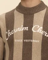 Коричневый свитер 