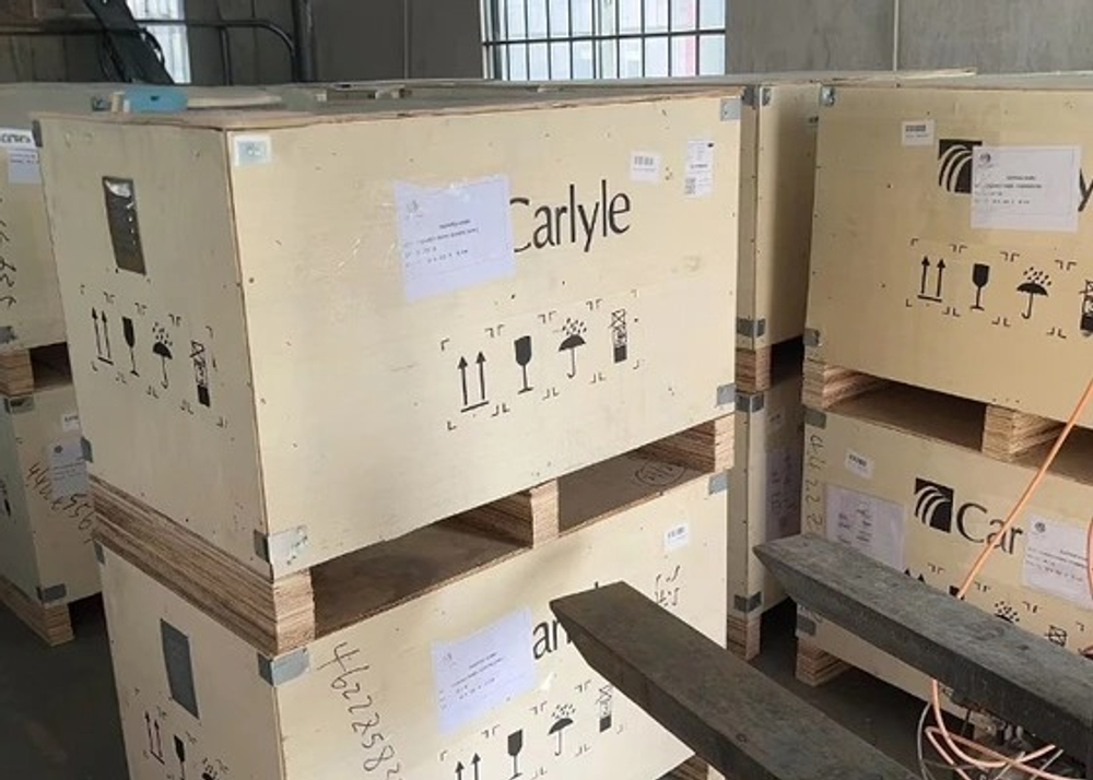Полугерметичный поршневой компрессор Carrier 06ER450, R22/R404A/R407, 400V/3PH/50Hz,