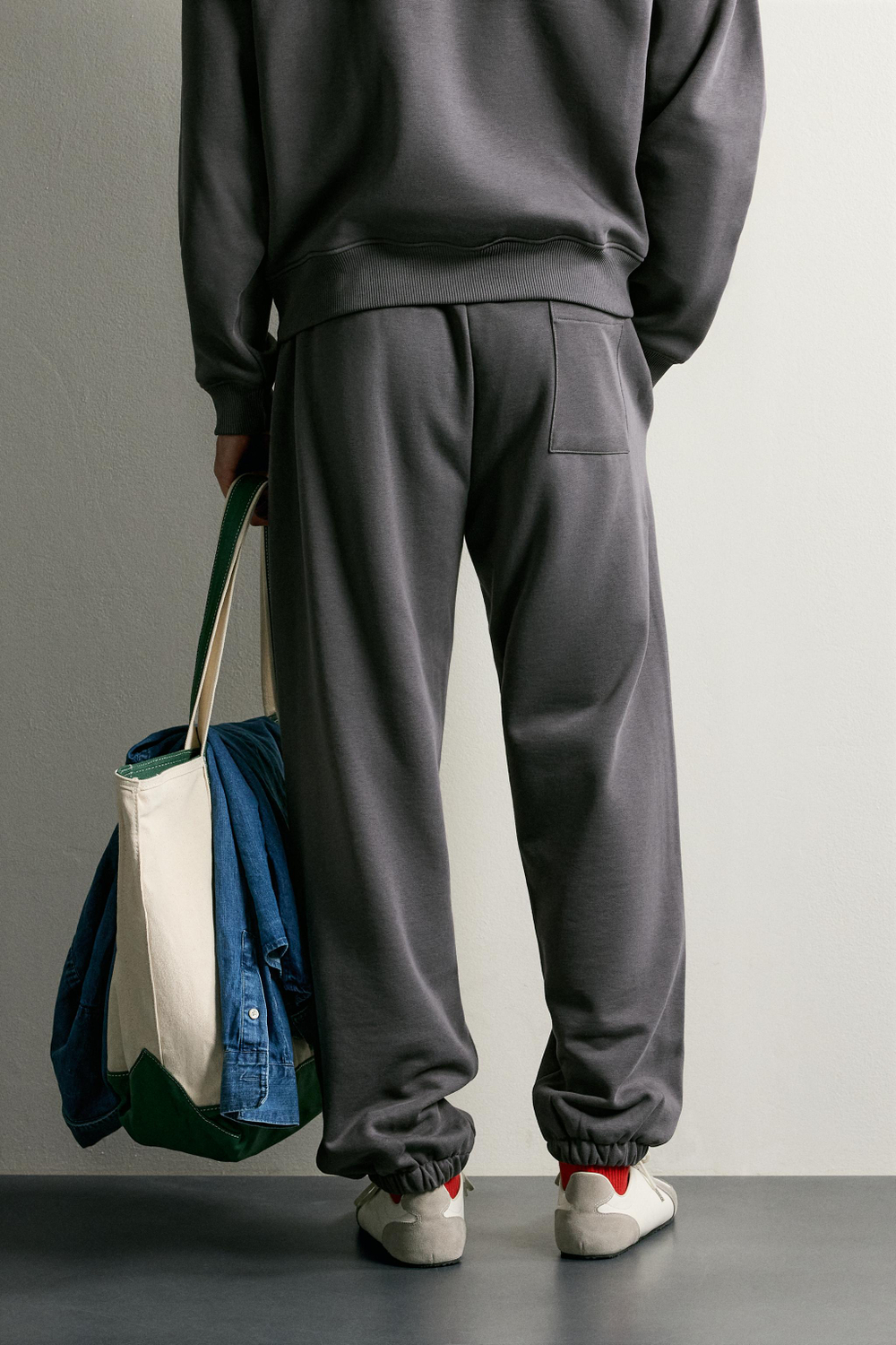БАЗОВЫЕ СПОРТИВНЫЕ БРЮКИ — ZARA