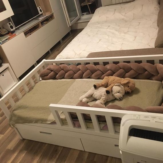 Детская кроватка Молли (Molly) из массива бука