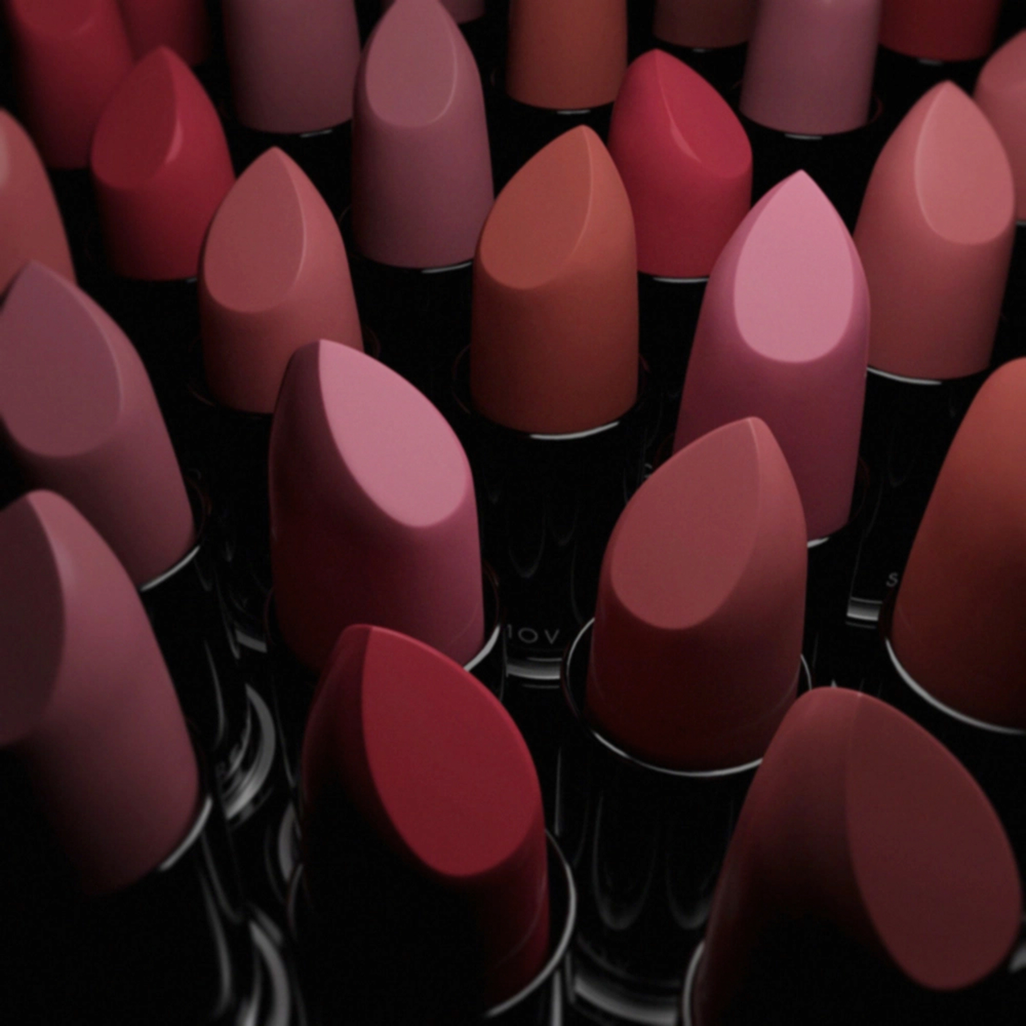 Кремовая помада для губ LIPSTICK CREME VENETIAN BALL 4,5 г