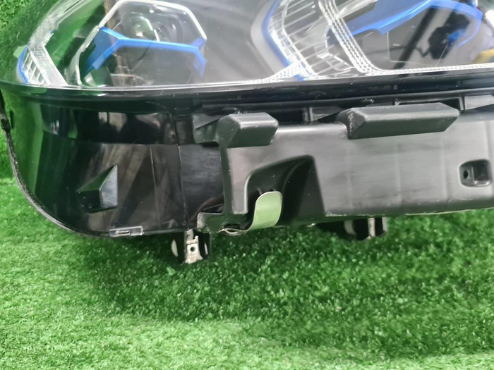 Фара правая BMW X7 G07 (2019-2022) Laser Light