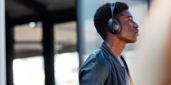 Bose Noise Cancelling 700 Black
