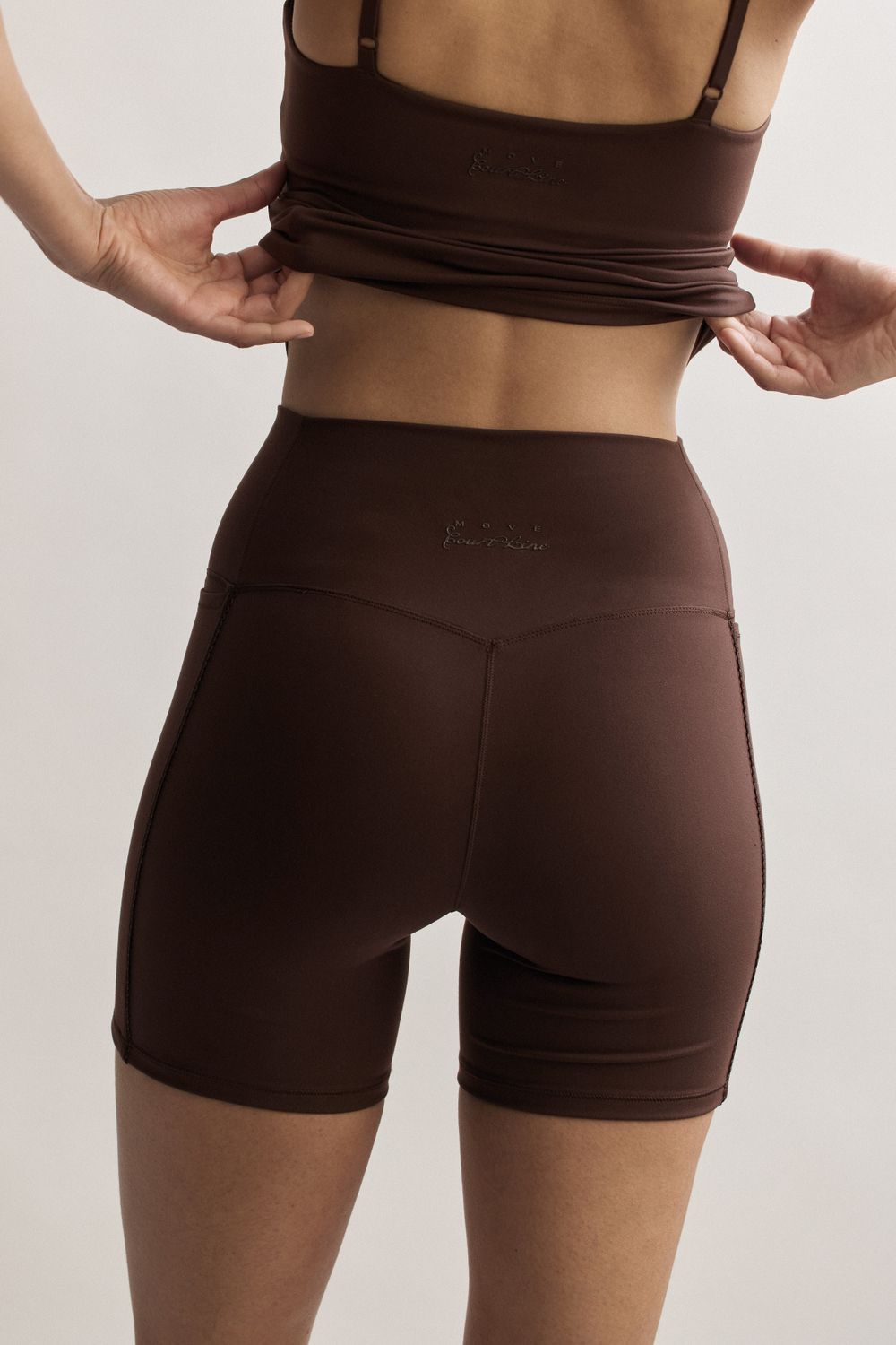 Короткие леггинсы с карманами SoftMove™ - H&M