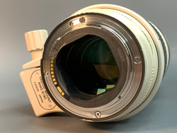Canon EF 70-200mm f/2.8L IS USM, царапина на линзе