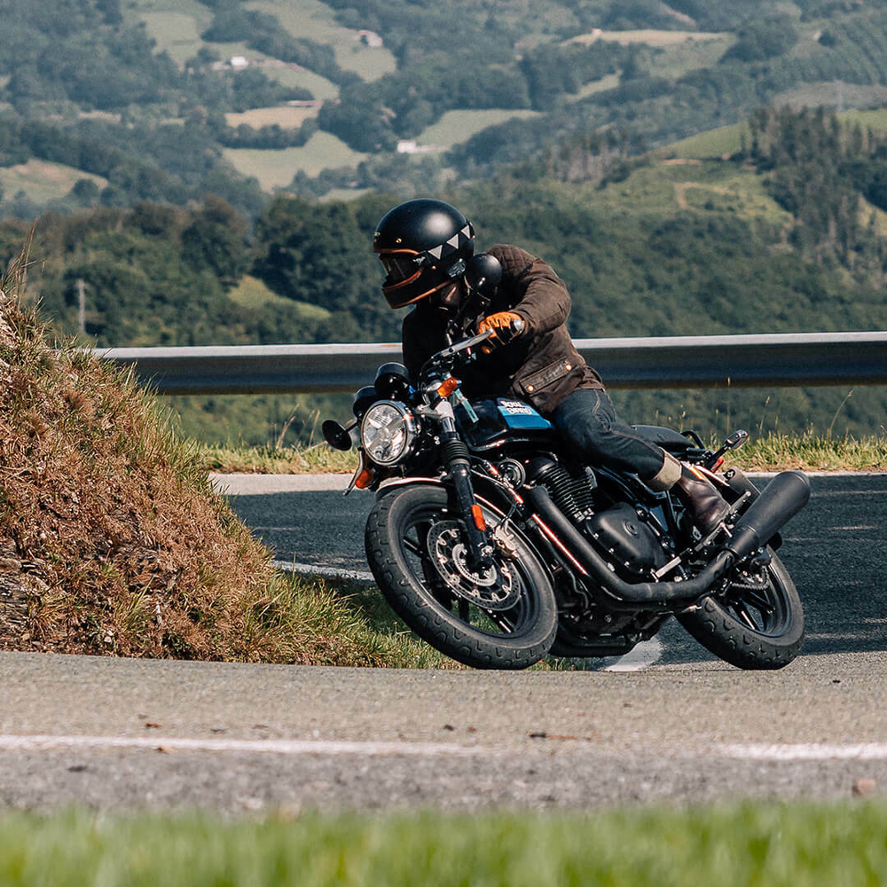 Royal Enfield Continental GT 650 Slipstream Blue (Black Alloy) 2025