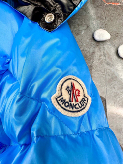 Пуховик Moncler