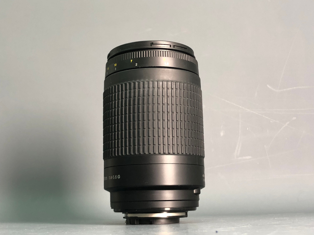 Nikon 70-300mm f/4-5.6G Zoom-Nikkor