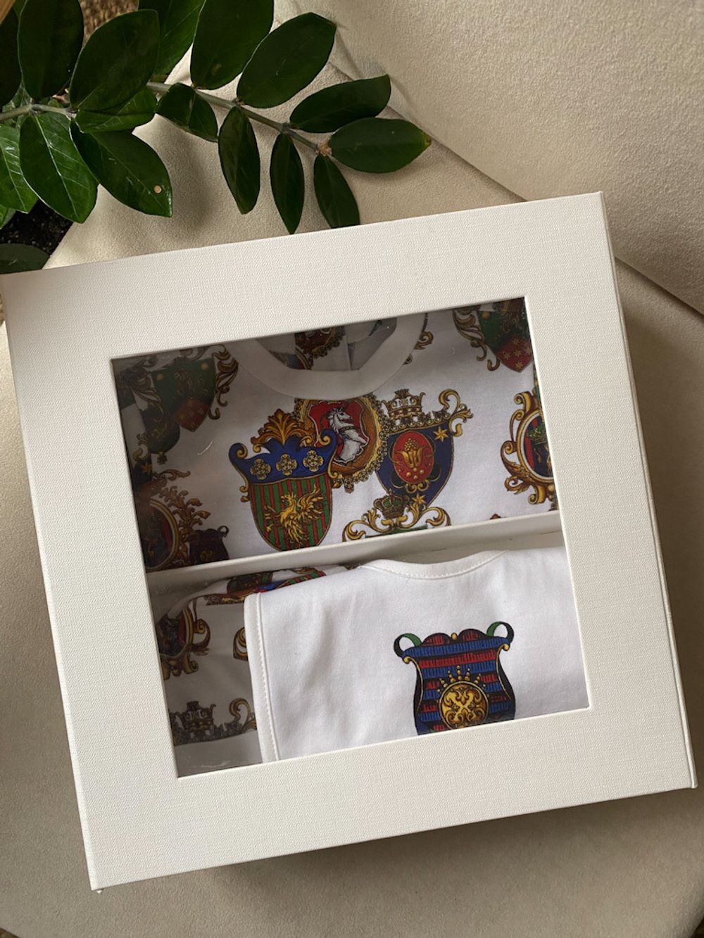 Новый комплект Dolce&Gabbana, 68