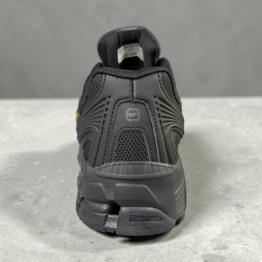 New Balance 740 Cordura • Total Black