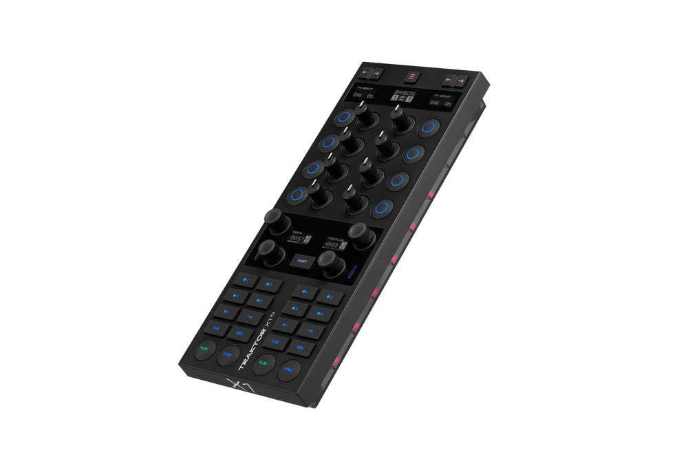 DJ-контроллер Native Instruments Traktor X1 Mk3