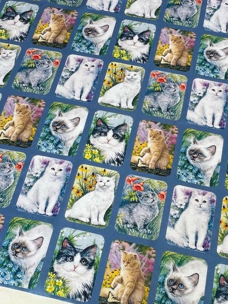 КОТОПОРТРЕТЫ, ГОЛУБОЙ, КУПОН 45*110 см (5 рядов В ОДНОМ РЯДУ 18 КАРТИНОК), 100% хлопок Handmade Fabrics 3