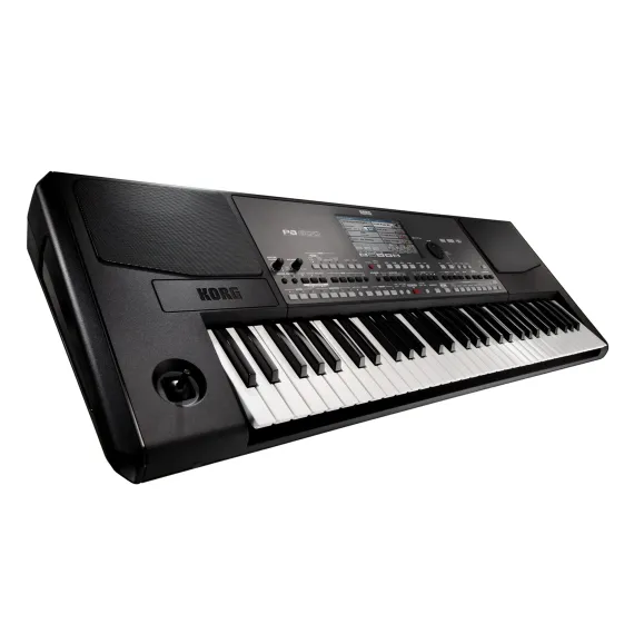 Korg Pa600