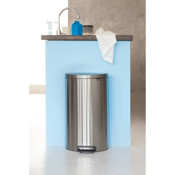 Brabantia Контейнер для мусора с плоской спинкой 30 л EAN 8710755482021
