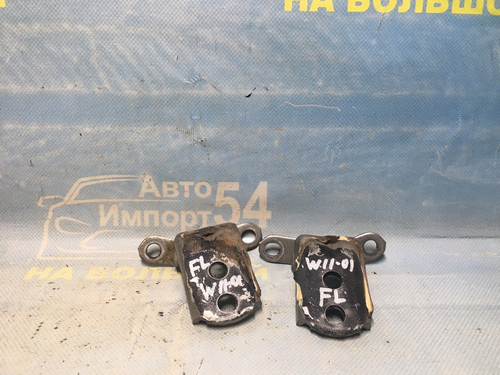 Петля двери передней левой NISSAN EXPERT 2002