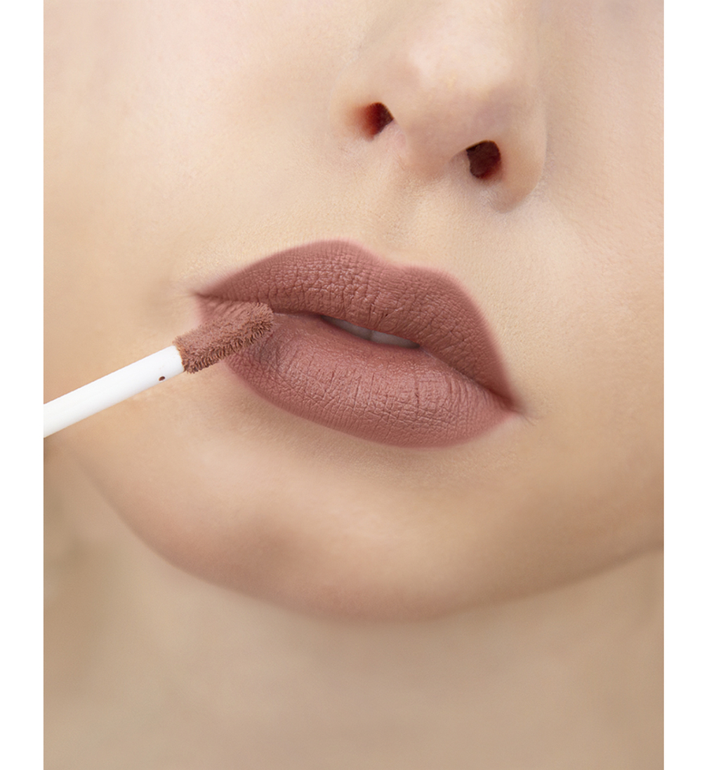LuxVisage БЛЕСК для губ PIN-UP ULTRA MATT тон 37 (Capuccino) 5 мл