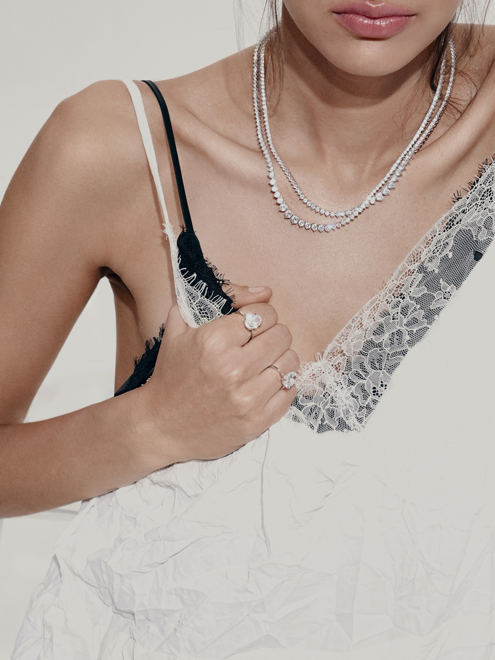 Колье Sparkle Long White