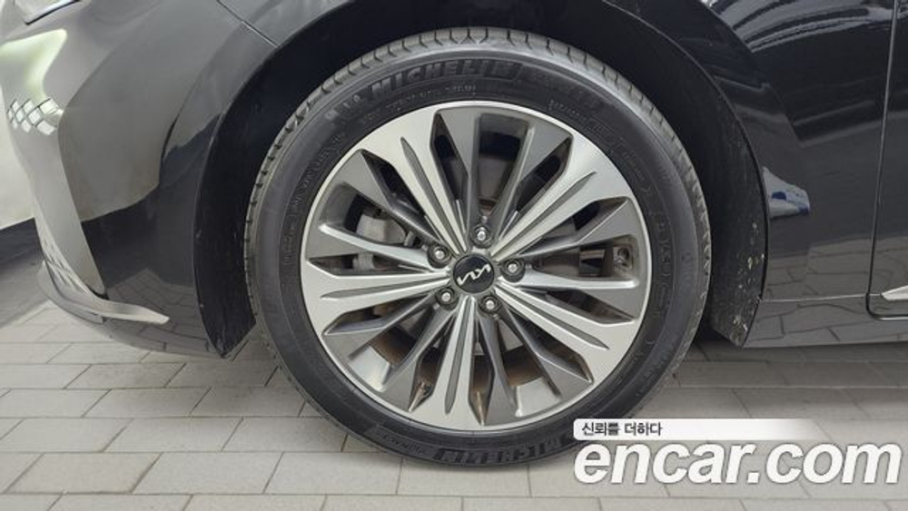 KIA K8 2.5 Gasoline 2WD — 2022