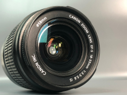 Canon 600D Kit 18-55mm 3.5-5.6 IS STM 17.000 кадров