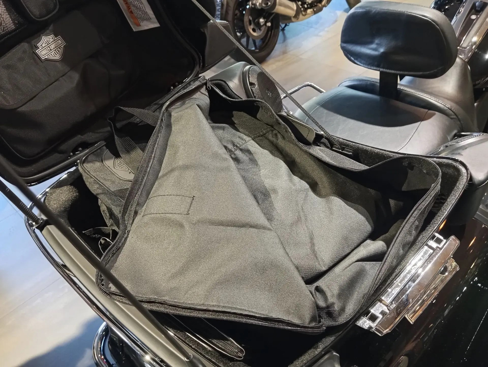 HARLEY-DAVIDSON TRIGLIDE ULTRA 2015