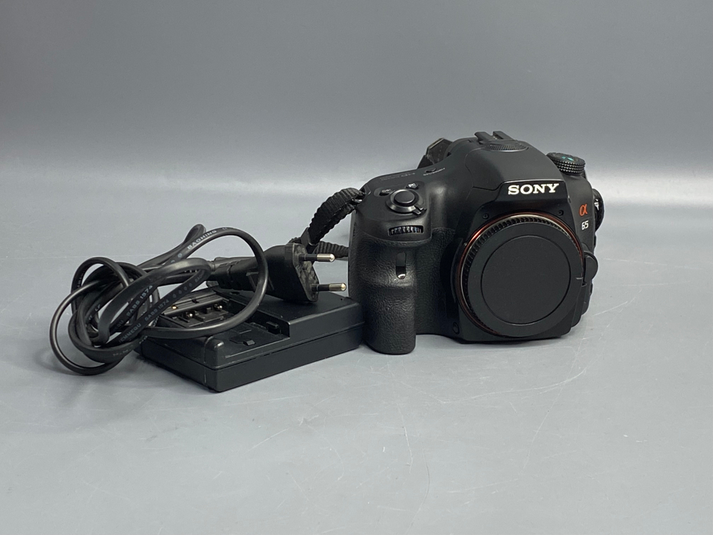 Sony Alpha A65 Body