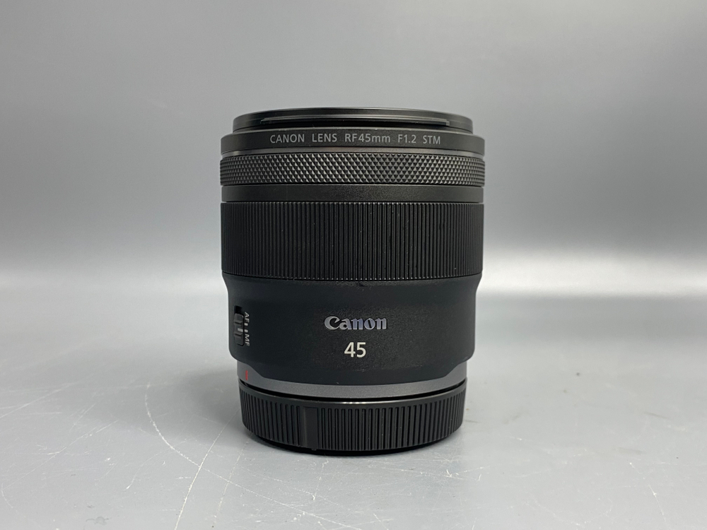 Canon RF 45mm F1.2 STM