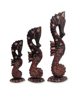 Decor and Gift 10-016 Фигурка «Морской конек» набор из трех 50,40,30 см (батик, о.Ява)