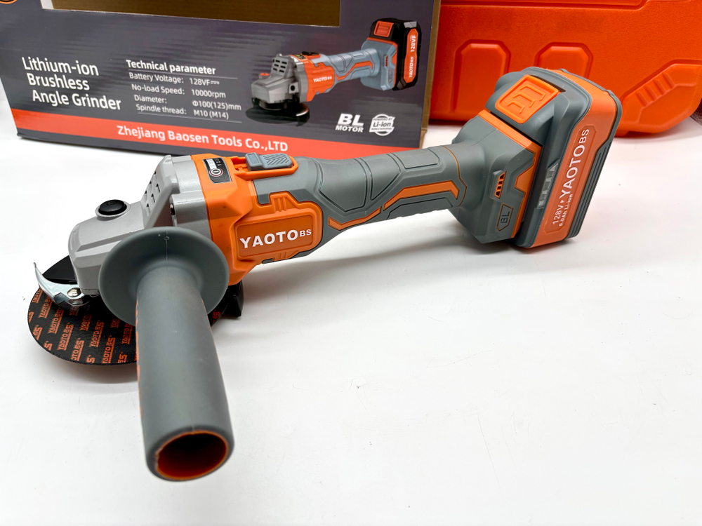 Болгарка Yaoto BS52128, бесщёточная, 2 аккумулятора, 6Ач в кейсе