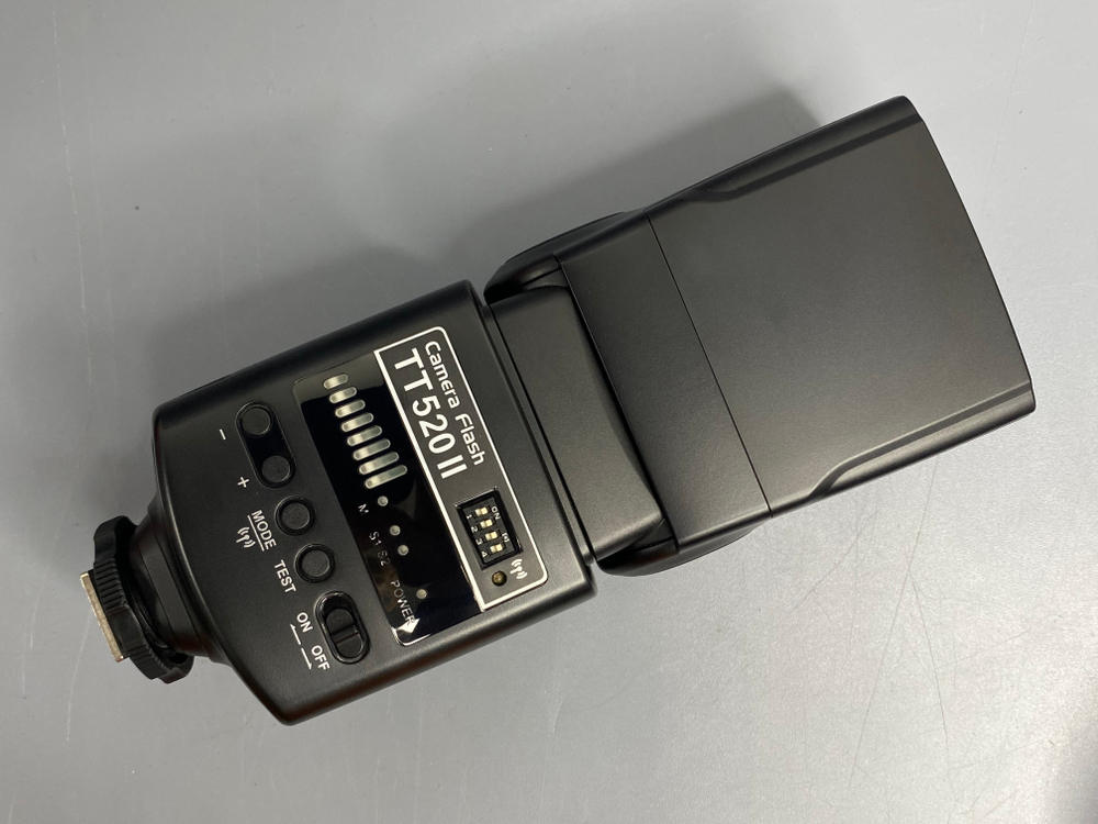 Godox TT520 II