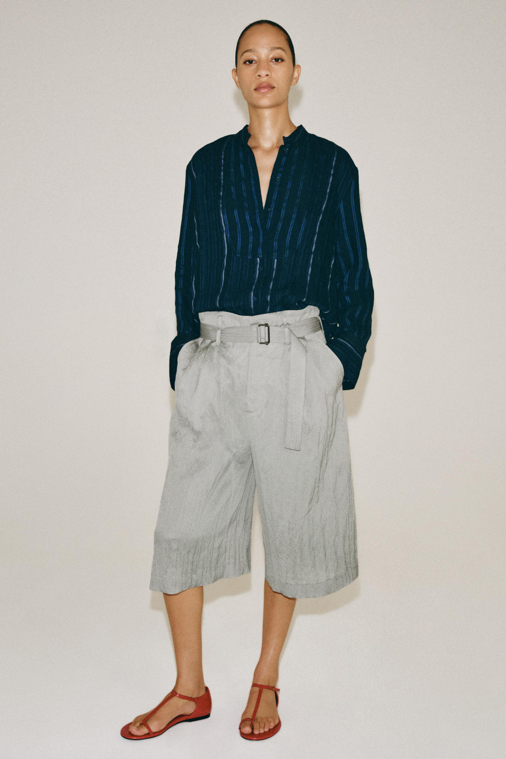РУБАШКА В ПОЛОСКУ С МАНИШКОЙ — ZW COLLECTION — ZARA