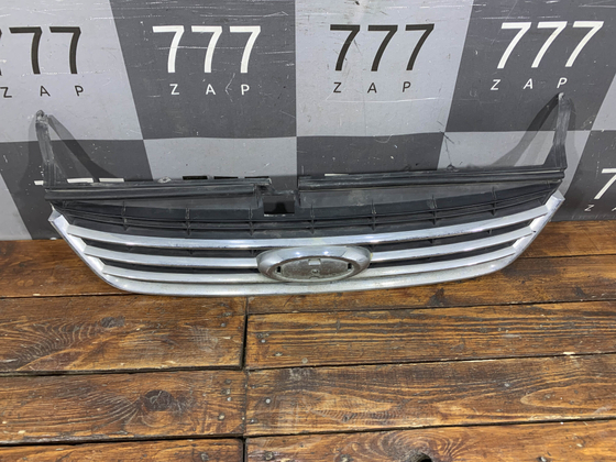 Решетка радиатора Ford Mondeo 4 06-10 Б/У Оригинал 1509302