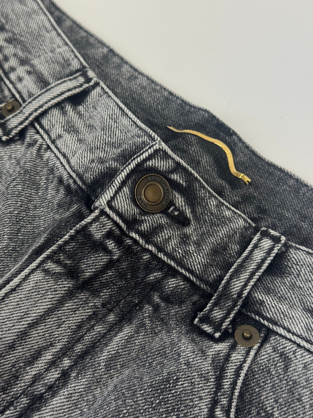 Шорты Saint Laurent