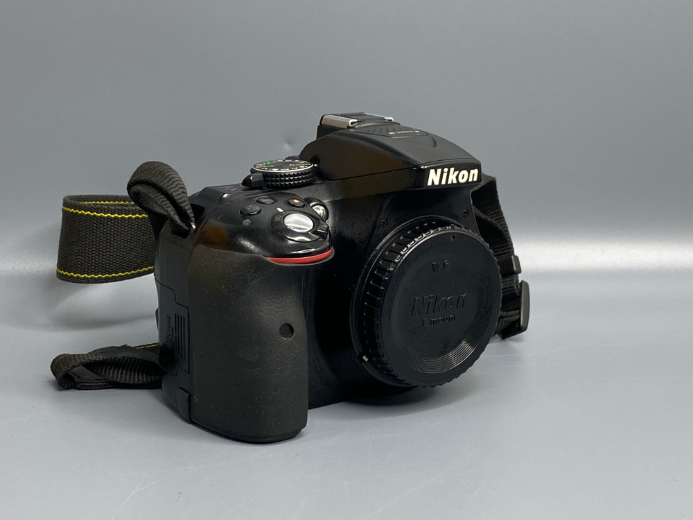 Nikon D5300 Body — 63 500 кадров