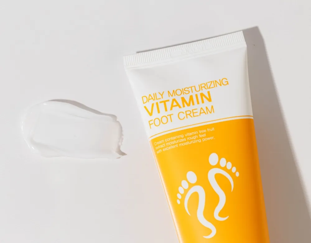 Крем для ног витаминный Lebelage Daily Moisturizing Vitamin Foot Cream, 100 мл