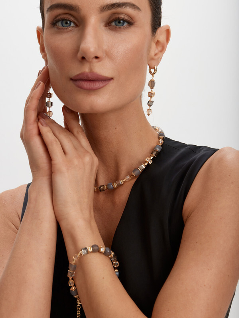 91001819 Колье Selena Pearls
