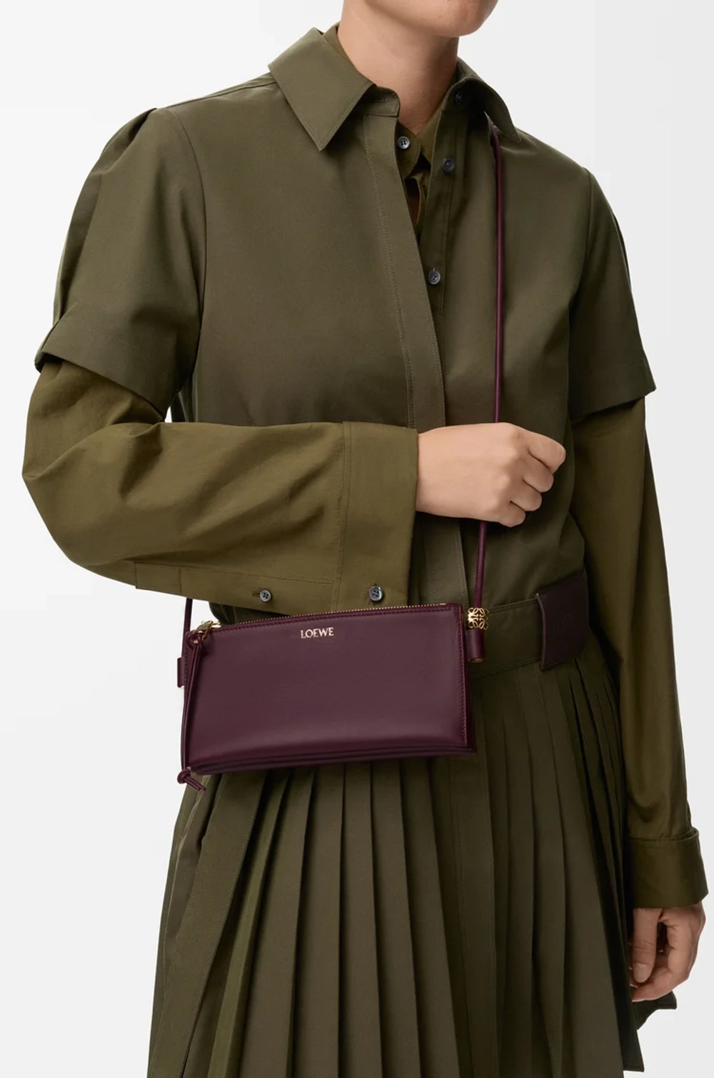 Loewe Сумка Joya из телячьей кожи наппа, бургунди