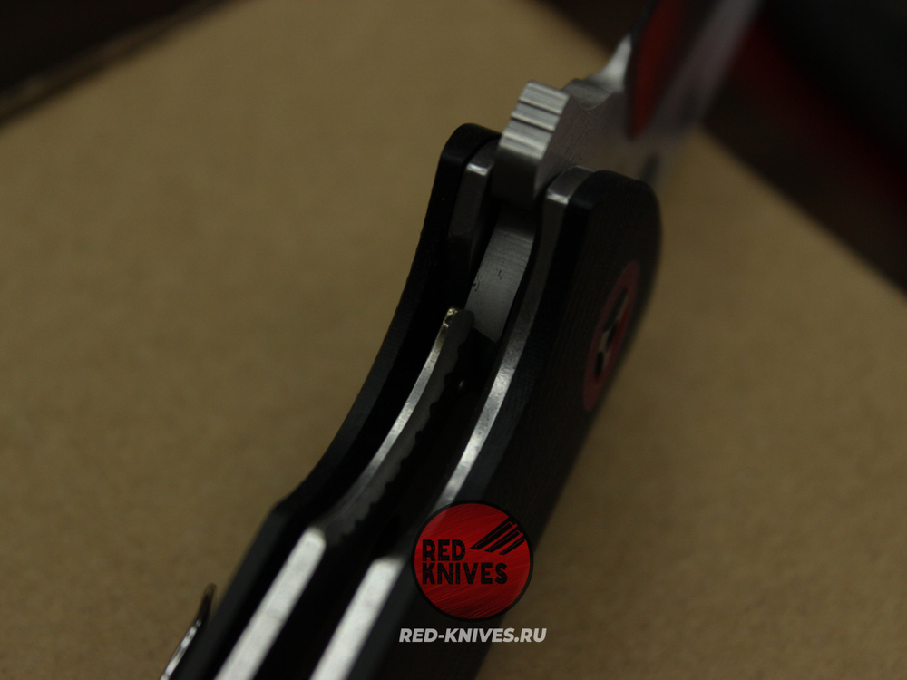 Нож Spyderco Rubicon -рук. черный G10, клинок сатин RK-502