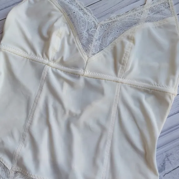 Микрофибра молочная (цв. 004), Lauma
