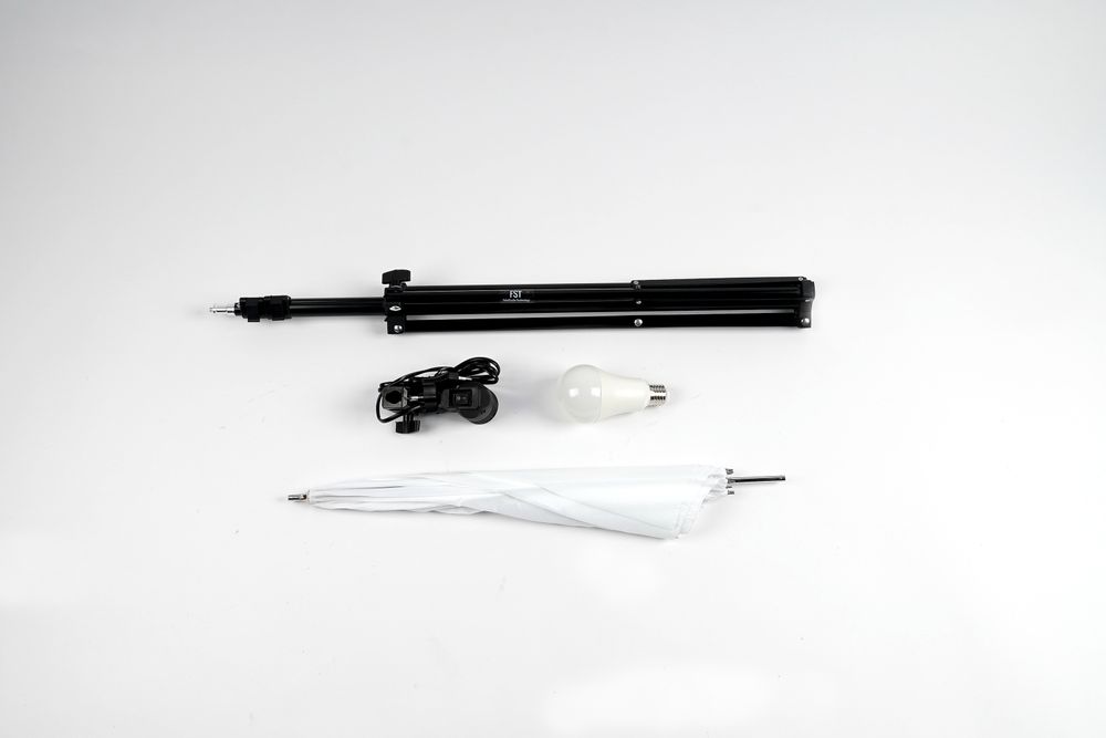 Источник постоянного света FST LED-25UT