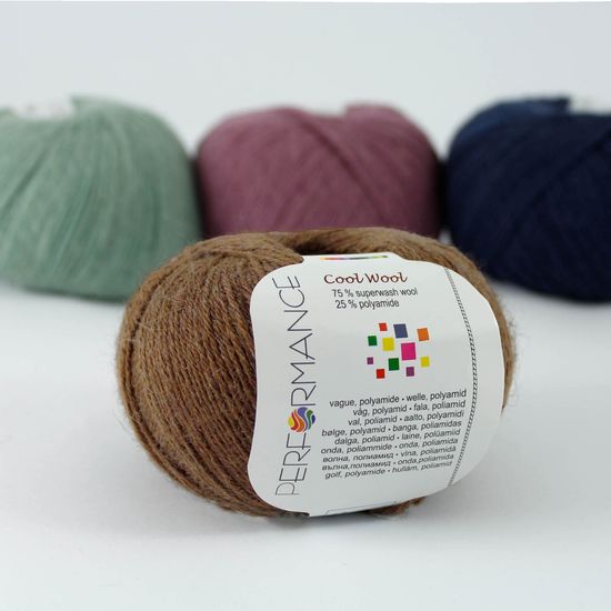 Пряжа Cool Wool 4-ply PERFORMANCE (75% шерсть супервош, 25% полиамид)