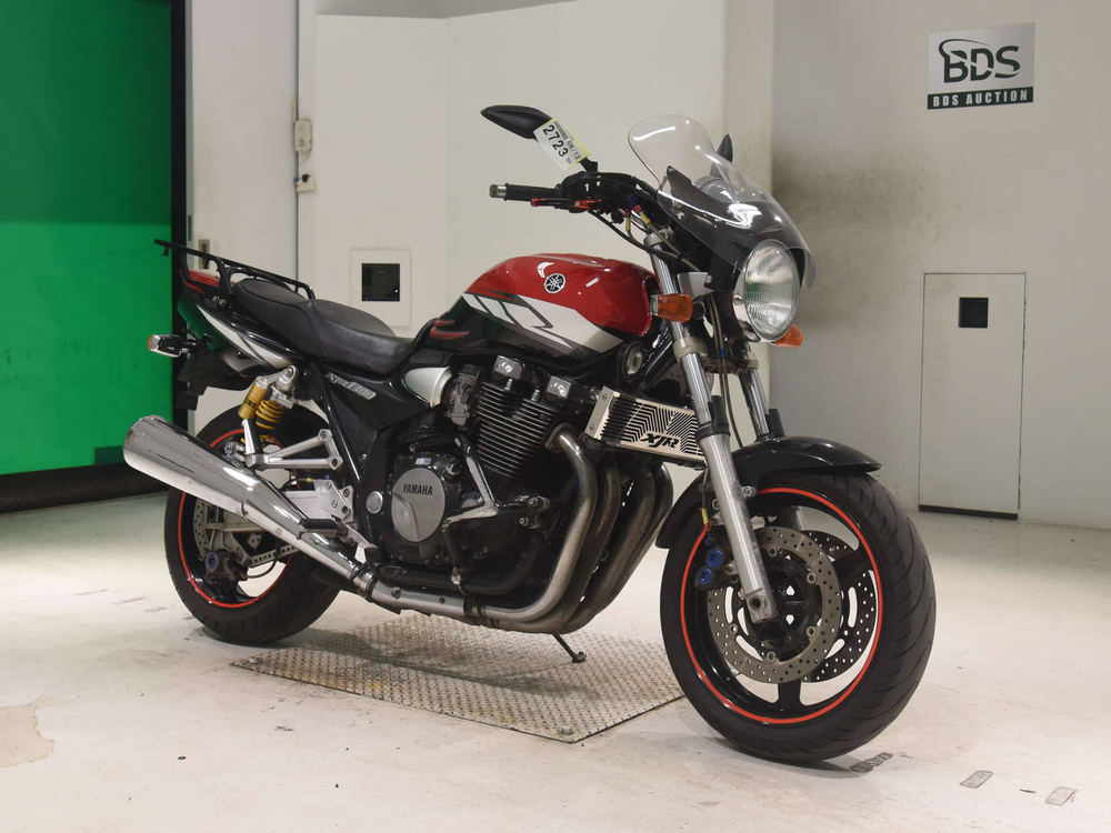 Yamaha XJR1300 2004