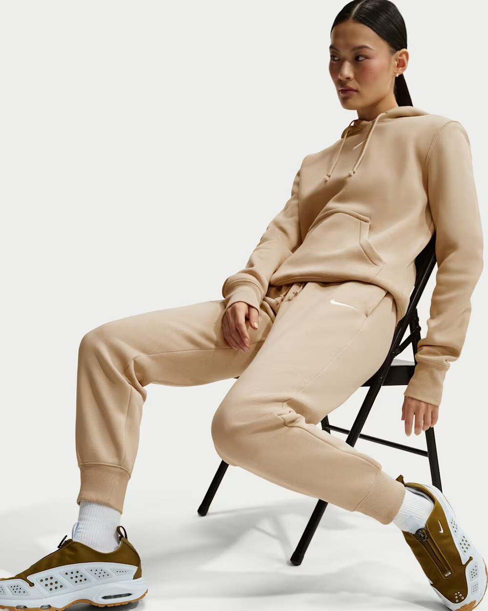 Nike Sportswear Phoenix Fleece Женские спортивные штаны с зауженным кроем - NIKE