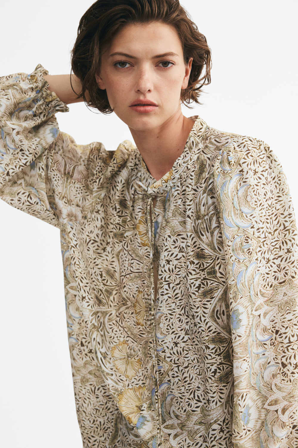 Блуза со шнуровкой — свободный крой - H&M